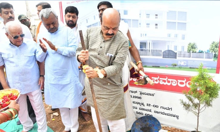 ಮಾಸ್ತಿ ಭವನ ಶಿಲಾನ್ಯಾಸ ನೆರವೇರಿಸಿದ ಸಿಎಂ ಬೊಮ್ಮಾಯಿ, ಎಸ್.ಟಿ.ಸೋಮಶೇಖರ್