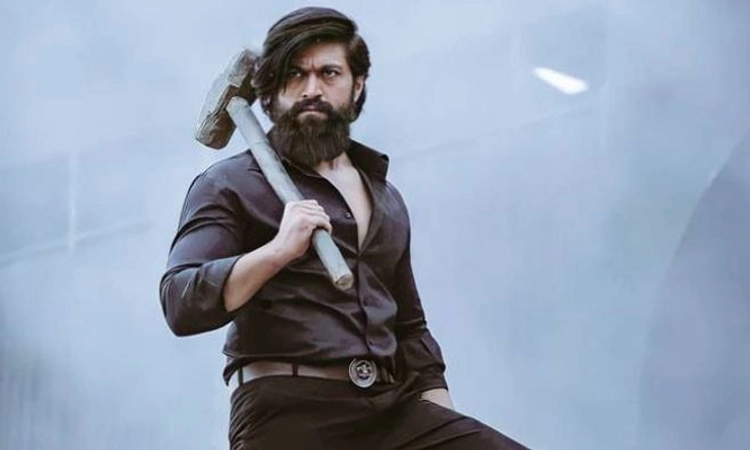 ಇತಿಹಾಸ ಬರೆದ ಕೆಜಿಎಫ್ 2: ಐದೇ ದಿನದಲ್ಲಿ 200 ಕೋಟಿ ರೂ. ಬಾಚಿದ ಹಿಂದಿ ವರ್ಷನ್