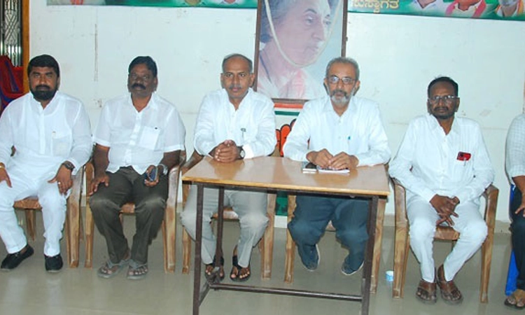 ಭ್ರಷ್ಟಾಚಾರ-ಬೆಲೆ ಏರಿಕೆ ವಿರುದ್ದ ಪ್ರತಿಭಟನೆ