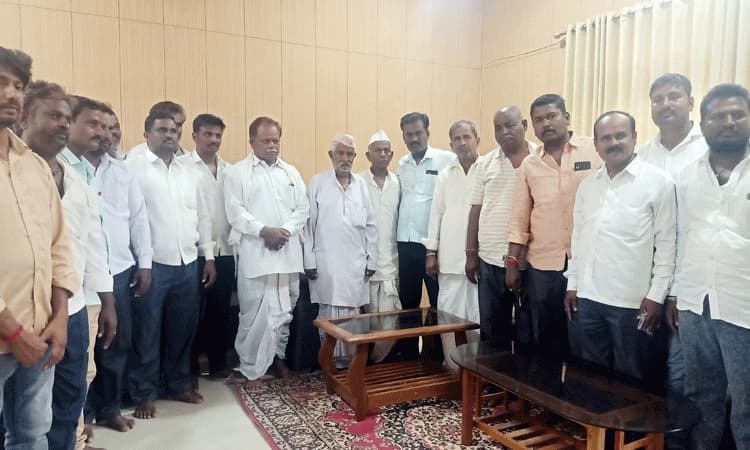 ಸಚಿವ ಈಶ್ವರಪ್ಪ ವಿರುದ್ಧ ಷಡ್ಯಂತ್ರ: ಅಭಿಮಾನಿ ಬಳಗ