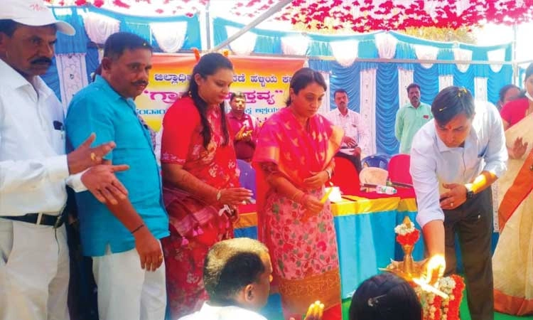 ಸರ್ಕಾರಿ ಸೌಲಭ್ಯಗಳನ್ನು  ಸದ್ಬಳಕೆ ಮಾಡಿಕೊಳ್ಳಿ