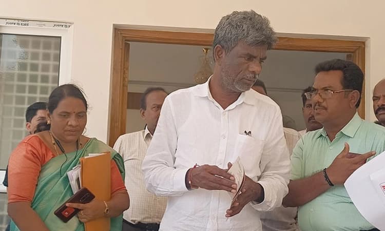 ಕಾಂಗ್ರೆಸ್‌ ಹೇಳಿದಂತೆ ಬಂಧಿಸಿದ್ರೆ ಜೈಲುಗಳೇ ಸಾಲಲ್ಲ