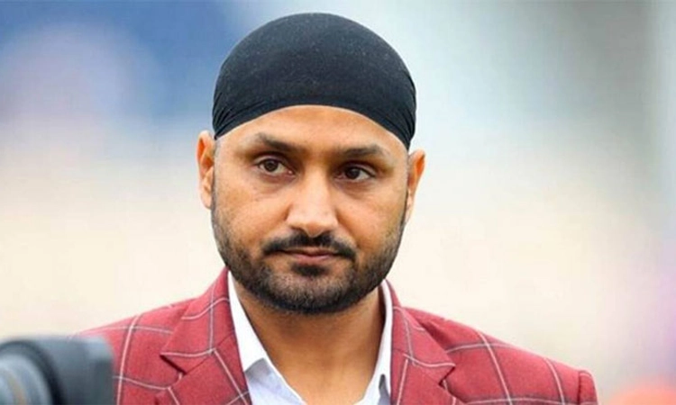 ರೈತರ ಹೆಣ್ಣು ಮಕ್ಕಳ ಶಿಕ್ಷಣಕ್ಕಾಗಿ ತಮ್ಮ ಸಂಬಳವನ್ನು ನೀಡಿದ ಮಾಜಿ ಕ್ರಿಕೆಟಿಗ ಹರ್ಭಜನ್‌