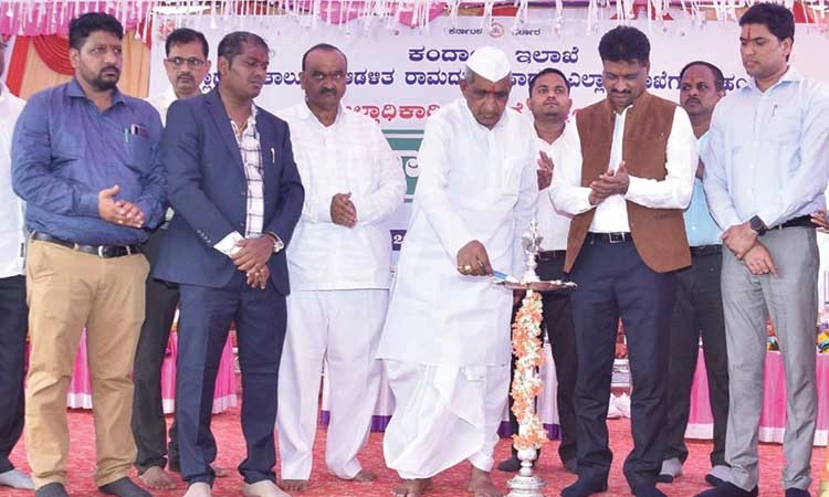 ಸರಕಾರದ ಯೋಜನೆಗಳು ಸರ್ವರಿಗೂ ತಲುಪಬೇಕು: ಶಾಸಕ ಮಹಾದೇವಪ್ಪ ಯಾದವಾಡ