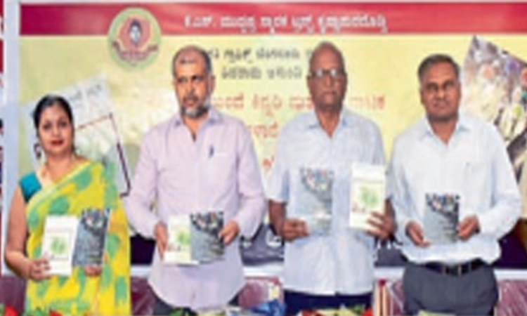 ವೃತ್ತಿ-ಪ್ರವೃತ್ತಿ ನಡುವೆ ಸಮತೋಲನ ಅವಶ್ಯ: ಕುಲಕರ್ಣಿ