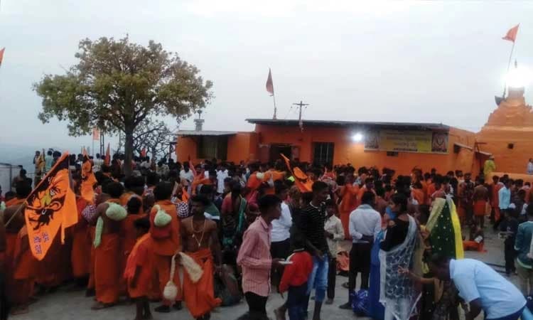 ಅಂಜನಾದ್ರಿಯಲ್ಲಿ ಖಾವಿಧಾರಿ ಹನುಮಭಕ್ತರ ದಂಡು: ಯಶಸ್ವಿಯಾಗಿ ಜರುಗಿದ ಮಾಲಾ ವಿಸರ್ಜನೆ