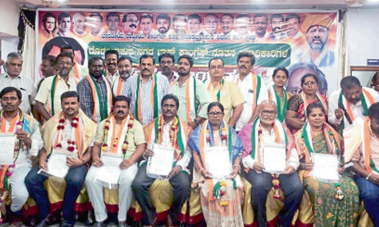 ಕಾಂಗ್ರೆಸ್‌ ಸಾಧನೆ ಜನರಿಗೆ ಮನವರಿಕೆ ಮಾಡಿ