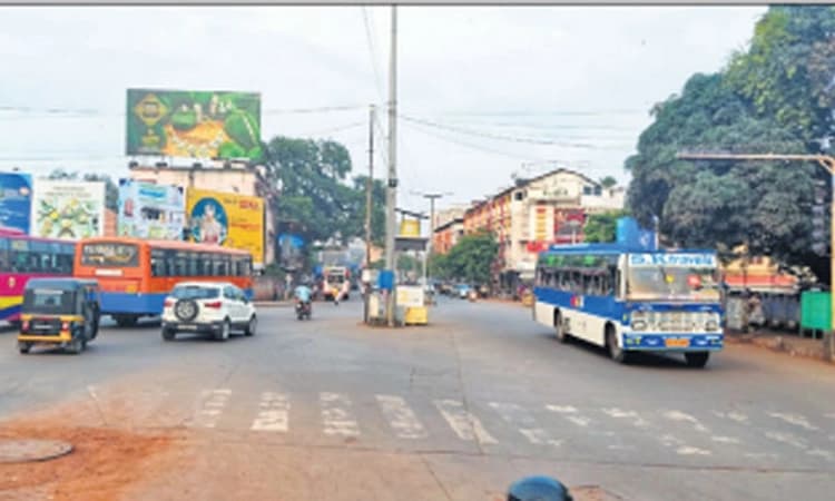 ಅಂಬೇಡ್ಕರ್‌ ಸರ್ಕಲ್‌; ಜಲಸಿರಿ ಪೈಪ್‌ಲೈನ್‌ ಕಾಮಗಾರಿ