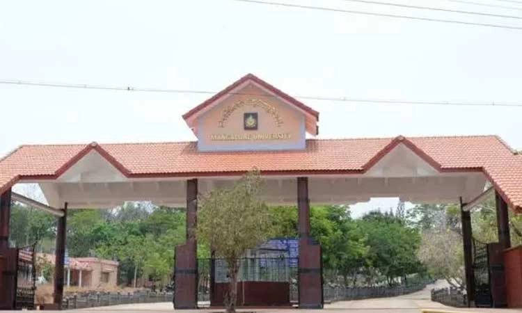 ಮಂಗಳೂರು ವಿ.ವಿ. ಕಾಲೇಜುಗಳಲ್ಲಿ ಗಡಿಬಿಡಿ!