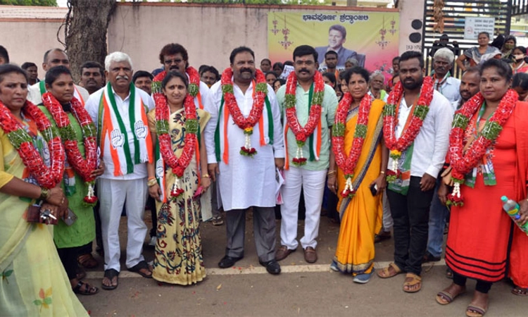 ಬೆಲೆ ಏರಿಕೆ, ದುರಾಡಳಿತವನ್ನು ಜನರ ಮನೆ ಮನೆಗೆ ಕೊಂಡೊಯ್ಯಲಿದ್ದೇವೆ: ಎಂ.ಡಿ ಲಕ್ಷ್ಮಿನಾರಾಯಣ