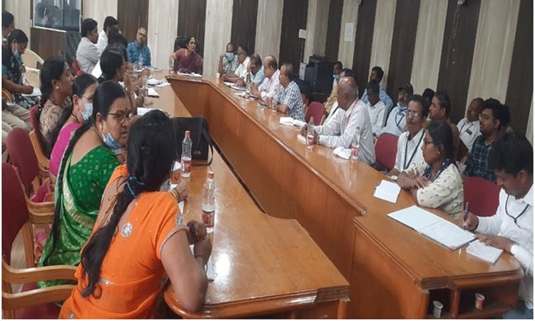 ಉತ್ತಮ ಆರೋಗ್ಯ ಸೇವೆ ನೀಡಲು ಡಿಎಚ್‌ಒ ಸಲಹೆ