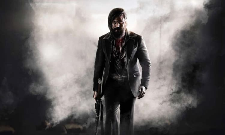 ಕೆಜಿಎಫ್ 2 ವಿಮರ್ಶೆ: ವಿಲನ್ ಗಳ ಬಿರುಗಾಳಿ ಎದುರು ನಿಂತ ರಾಕಿ ಸುಲ್ತಾನನೆಂಬ ಚಂಡಮಾರುತ