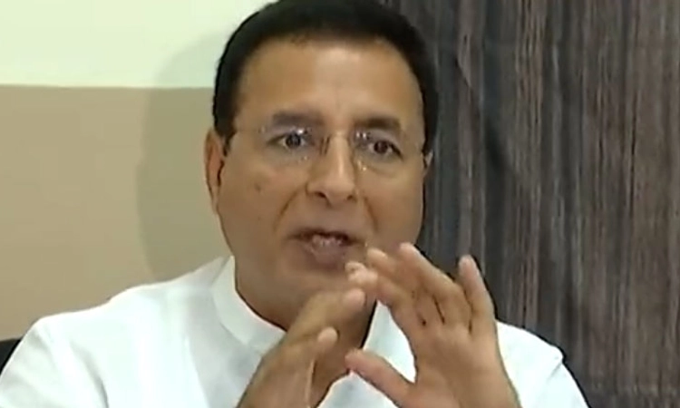 ‘ಕರಪ್ಷನ್ ಮುಕ್ತ ಕರ್ನಾಟಕ ಮಿಷನ್’ ಕಾಂಗ್ರೆಸ್ ಯಾತ್ರೆ ಆರಂಭ : ಸುರ್ಜೇವಾಲ