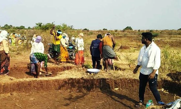 ‘ಕಡ್ಡಾಯ ಹಾಜರಾತಿ’ ಗೆ ಖಾತ್ರಿ ಕಾರ್ಮಿಕರ ಕೆಂಗಣ್ಣು
