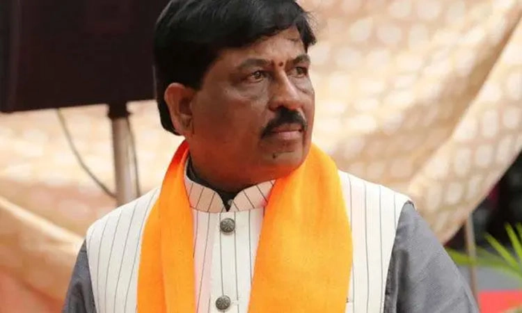 ಸಂತೋಷ್ ಮನೆಗೆ ಸಚಿವ ಮುರುಗೇಶ ನಿರಾಣಿ ಭೇಟಿ