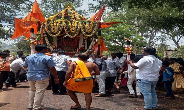 ಸಿದ್ದರಬೆಟ್ಟದ ಶ್ರೀ ಸಿದ್ದೇಶ್ವರ ಸ್ವಾಮಿ ರಥೋತ್ಸವ