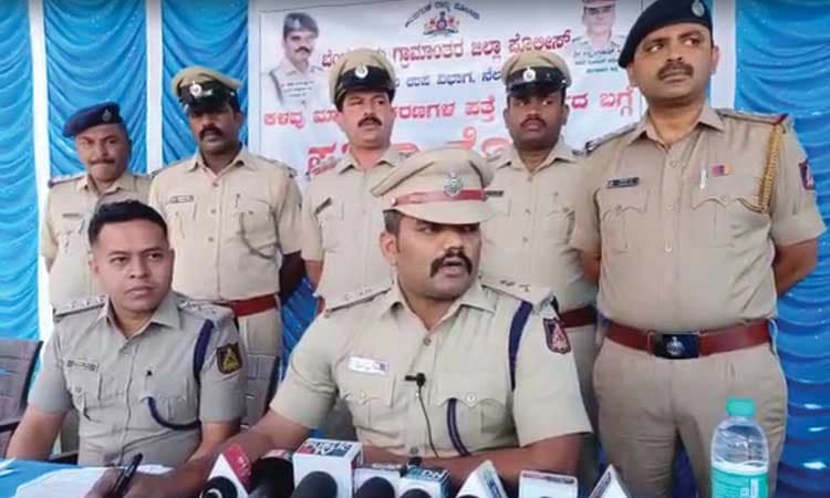 ಜನರ ದಿಕ್ಕು ತಪ್ಪಿಸಿ ಕಳ್ಳತನ ಮಾಡುತಿದ್ದವರ ಬಂಧನ: ಲಕ್ಷಾಂತರ ಮೌಲ್ಯದ ಸ್ವತ್ತುಗಳು ವಶ