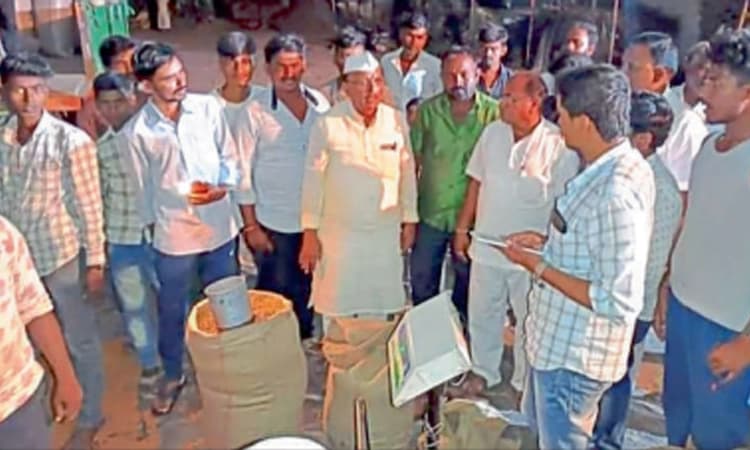 ಖಜೂರಿಯಲ್ಲಿ ಬೆಂಬಲ ಬೆಲೆಗೆ ಕಡಲೆ ಖರೀದಿ