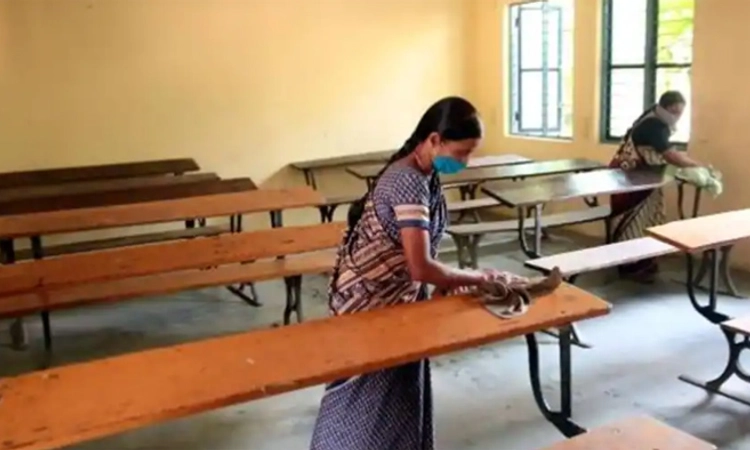 4ನೇ ಅಲೆಯ ಭೀತಿ: ಮತ್ತೆ ಕೋವಿಡ್ 19 ಸೋಂಕು ಪತ್ತೆ-ದೆಹಲಿ, ಎನ್ ಸಿಆರ್ ಶಾಲೆಗಳು ಬಂದ್