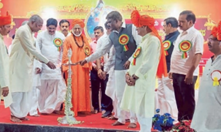 ವೀರಶೈವ ಲಿಂಗಾಯತರು ಒಂದಾಗಲಿ; ಚರಂತಿಮಠ