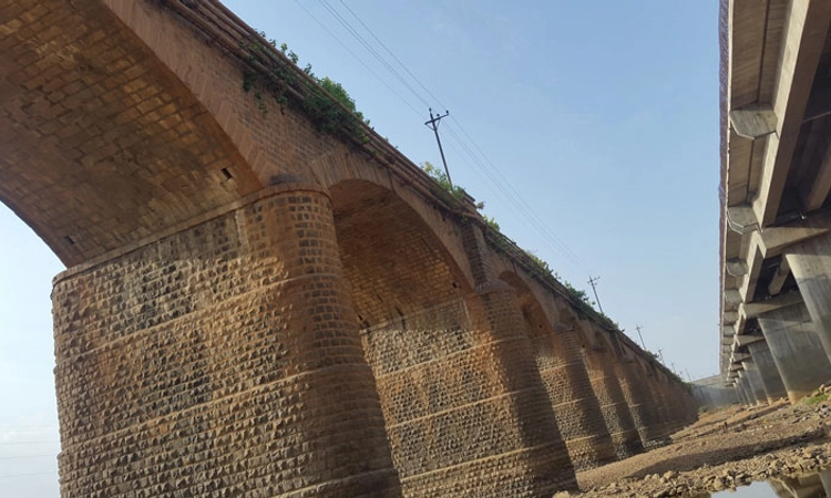 ಹೊನ್ನಾಳಿ ತುಂಗಭದ್ರಾ ಸೇತುವೆಗೆ ನೂರರ ಹಿರಿಮೆ