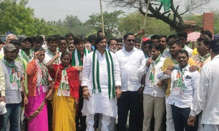 ಚಿಂಚೋಳಿ‌: ವಿವಿಧ ಬೇಡಿಕೆಯ ‌ಈಡೇರಿಕೆಗಾಗಿ ಆಗ್ರಹಿಸಿ ಜೆಡಿಎಸ್ ‌ಕಾರ್ಯಕರ್ತರ‌ ಪ್ರತಿಭಟನೆ