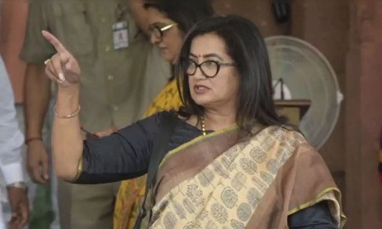 ಮಂಡ್ಯದ ಜನ ಹೇಳಿದರೆ ಬಿಜೆಪಿಗೆ ಸೇರುವ ಬಗ್ಗೆ ನಿರ್ಧಾರ: ಸಂಸದೆ ಸುಮಲತಾ ಅಂಬರೀಷ್