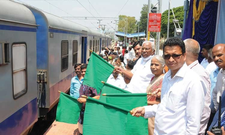 ತುಮಕೂರು-ಬೆಂಗಳೂರು ನಡುವೆ ಮೆಮು ರೈಲು