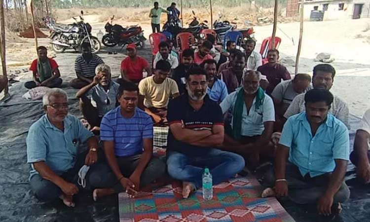 ಕಲ್ಲು ಗಣಿಗಾರಿಕೆ ನಿಲ್ಲಿಸಲು ಅಹೋರಾತ್ರಿ ಧರಣಿ