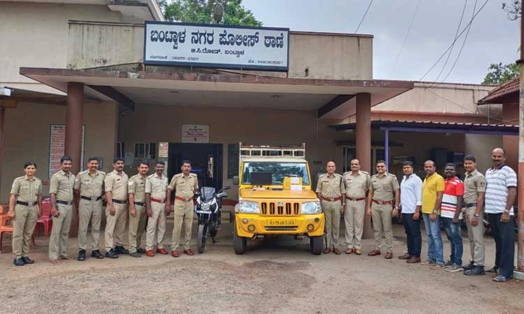 ಬಂಟ್ವಾಳ: ಪಿಕಪ್ ವಾಹನ, ಲಕ್ಷಾಂತರ ಮೌಲ್ಯದ ಸೊತ್ತು ಕಳ್ಳತನಗೈದ ಮೂವರು ಆರೋಪಿಗಳ ಬಂಧನ