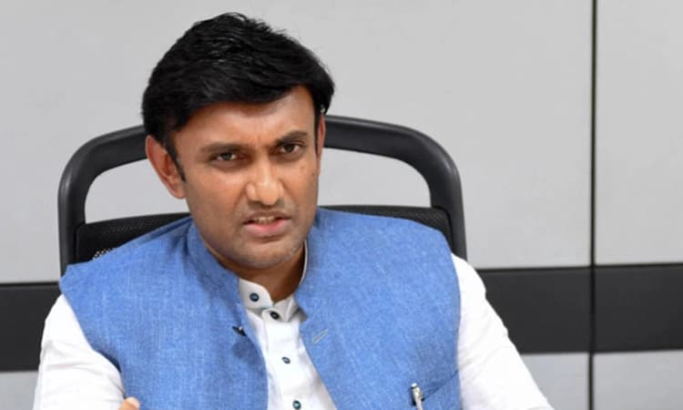 ಏ.10ರಿಂದ ಎಲ್ಲರೂ ತಪ್ಪದೇ ಬೂಸ್ಟರ್ ಡೋಸ್ ಪಡೆಯಿರಿ: ಸಚಿವ ಸುಧಾಕರ್