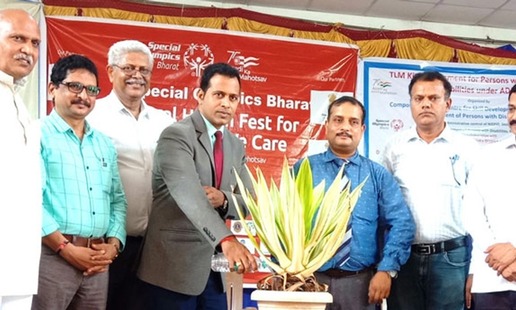 ಸ್ವಯಂಪ್ರೇರಿತರಾಗಿ ತಂಬಾಕು ಉತ್ಪನ್ನ ತ್ಯಜಿಸಿ