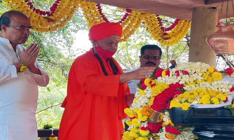 ಸಾಧನೆಗಳಿಂದ ವ್ಯಕ್ತಿಯ ನೆನಪು ನಿರಂತರ: ಶ್ರೀ