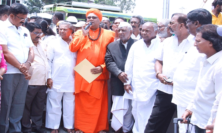 ಗೋಕಾಕ ಜಿಲ್ಲೆಯಾಗೋ ತನಕ ಹೋರಾಟ