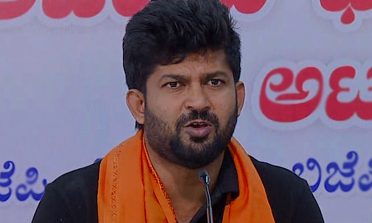 ಬೊಮ್ಮಾಯಿ ಮಾತನಾಡುವ ಬಸವಣ್ಣನಲ್ಲ, ಅವರು ದುಡಿಯುವ ಬಸವಣ್ಣ: ಪ್ರತಾಪ್ ಸಿಂಹ ತಿರುಗೇಟು