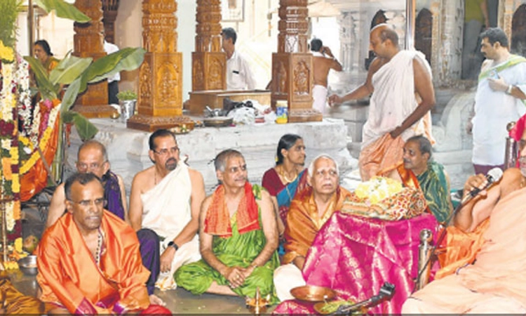 ನಂದಗೋಕುಲಕ್ಕೆ ಸರಿಸಾಟಿಯಾಗಿ ಕಂಗೊಳಿಸುತ್ತಿದೆ ‘ಗೋಕುಲ’: ಅದಮಾರು ಶ್ರೀ