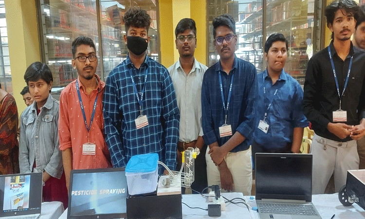 ಪ್ರಯೋಗ ವಸಂತ-22; ಮಾದರಿಗಳ ಪ್ರದರ್ಶನ