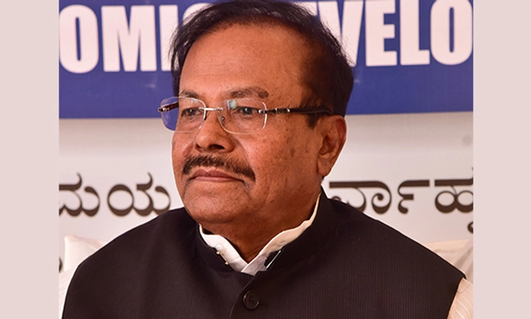ಬಿಎಸ್ ವೈ ಆಪ್ತ ಪುಟ್ಟಸ್ವಾಮಿ ಸದ್ಯದಲ್ಲೇ ಮಠಾಧೀಶ, ಸನ್ಯಾಸ ದೀಕ್ಷೆ!
