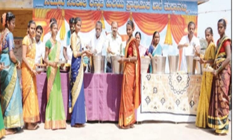 ಮಕ್ಕಳಿಗೆ ಅಕ್ಷರದ ಜತೆ ಸಂಸ್ಕಾರವೂ ಮುಖ್ಯ