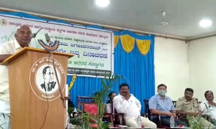 ಸದನದಲ್ಲಿ ಹಿಜಾಬ್, ಹಲಾಲ್ ಕಟ್ ಬಗ್ಗೆ ಚರ್ಚೆ ನಡೆಯುತ್ತಿರುವುದು ಆತಂಕಕಾರಿ : ವಿಶ್ವನಾಥ್