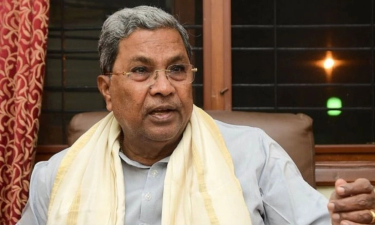 ದೇವಸ್ಥಾನ, ಮಸೀದಿಗಳಲ್ಲಿ ಧ್ವನಿ ವರ್ಧಕ ಹಾಕುವುದರಿಂದ ಯಾರಿಗೆ ತೊಂದರೆ ಆಗಿದೆ?: ಸಿದ್ದರಾಮಯ್ಯ