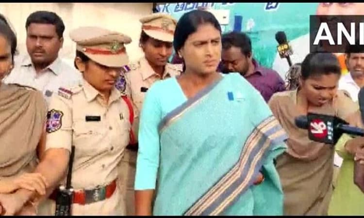 Hyderabadನಲ್ಲಿ ಪೊಲೀಸರ ಮೇಲೆ ಹಲ್ಲೆ: ವೈಎಸ್ ಶರ್ಮಿಳಾ ಬಂಧನ