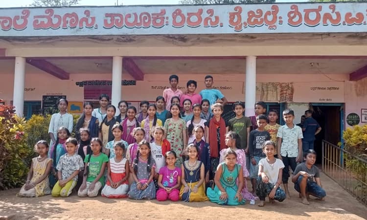 ಕಡೆಮನೆ ಕಟ್ಟೆ ಆಯ್ತು ಯಕ್ಷಗಾನದ ಕಟ್ಟೆ! ಹಳೆಬೇರು ಹೊಸ ಚಿಗುರಿಗೆ ಸಾಕ್ಷಿಯಾದ ಯಕ್ಷಗಾನ ಶಿಬಿರ