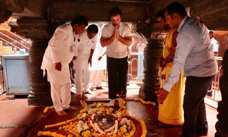 ಇಂದು ಸಮಾಜದಲ್ಲಿ ಸತ್ಯ ಹೇಳುವವರಿಗೆ ಭಯ ಹುಟ್ಟಿಸಲಾಗುತ್ತಿದೆ: ಬಸವನಾಡಿನಲ್ಲಿ ರಾಹುಲ್ ಗಾಂಧಿ