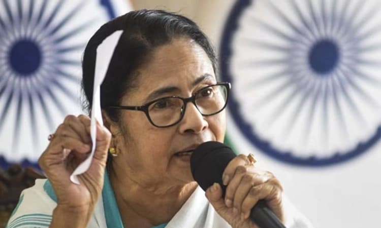 ಜೀವ ಬಿಟ್ಟೇನು, ದೇಶ ವಿಭಜನೆಗೆ ಅವಕಾಶ ಕೊಡೆನು..: ಬಿಜೆಪಿ ವಿರುದ್ಧ ಮಮತಾ ಗುಡುಗು