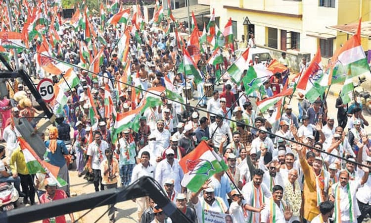 ಜೆ.ಆರ್‌. ಲೋಬೋ ನಾಮಪತ್ರ ಸಲ್ಲಿಕೆಗೆ ಜನಸಾಗರ