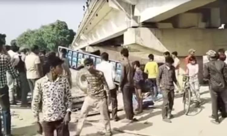 Shahjahanpur: ಸೇತುವೆಯಿಂದ ಬಿದ್ದ ಟ್ರಾಕ್ಟರ್ ಟ್ರಾಲಿ… 6 ಮಂದಿ ಮೃತ್ಯು, 10 ಮಂದಿಗೆ ಗಾಯ