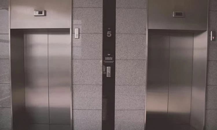 ಮೂರನೇ ಮಹಡಿಯಿಂದ ಕುಸಿದ ಲಿಫ್ಟ್:‌ 9 ಮಂದಿಗೆ ಗಾಯ, ಮೂವರ ಮೂಳೆ ಮುರಿತ