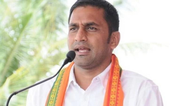 JDS ಅಂದರೆ ರೇವಣ್ಣ, ರೇವಣ್ಣ ಅಂದರೆ ಜೆಡಿಎಸ್‌: ಹಾಡಿ ಹೊಗಳಿದ ಬಿಜೆಪಿ ಶಾಸಕ Preetham gowda