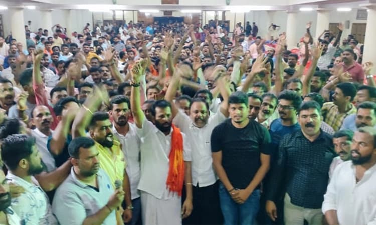 Putturu BJP; ಅರುಣ್ ಪುತ್ತಿಲ ಬೆಂಬಲಿಗರ ಶಕ್ತಿ ಪ್ರದರ್ಶನ:ಇನ್ನೆರಡು ದಿನದಲ್ಲಿ ನಿರ್ಧಾರ